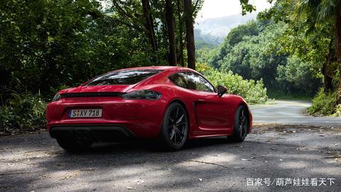 保时捷Boxster，速度与激情的极致体现